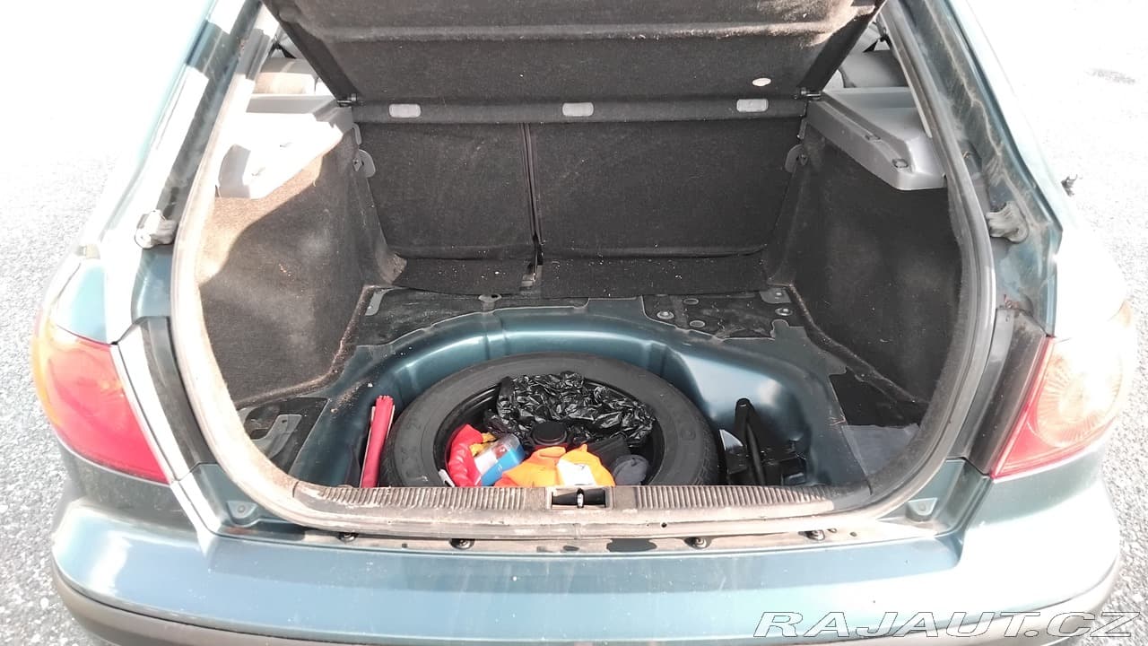 2003 Hyundai ELANTRA - 7