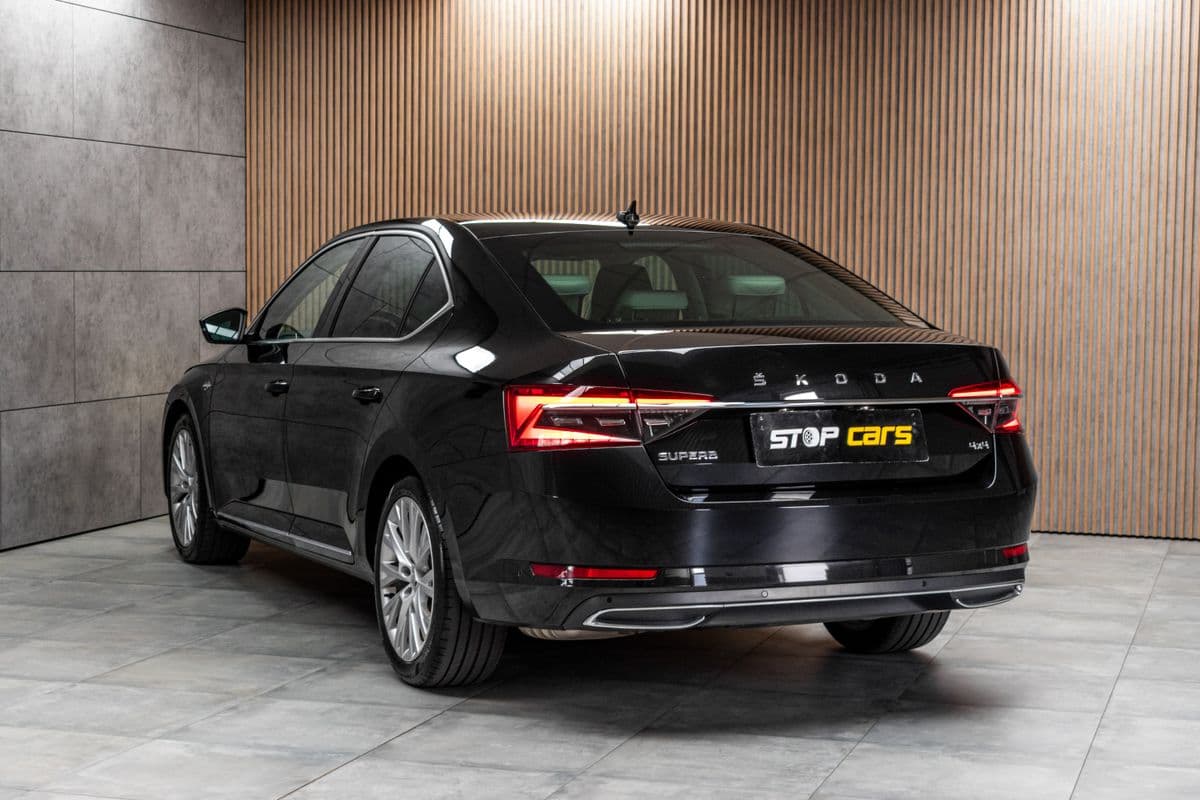 2022 Škoda SUPERB - 4