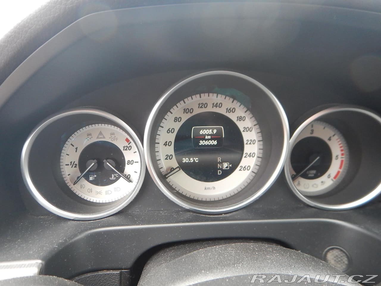 2014 Mercedes-Benz E-CLASS - 19