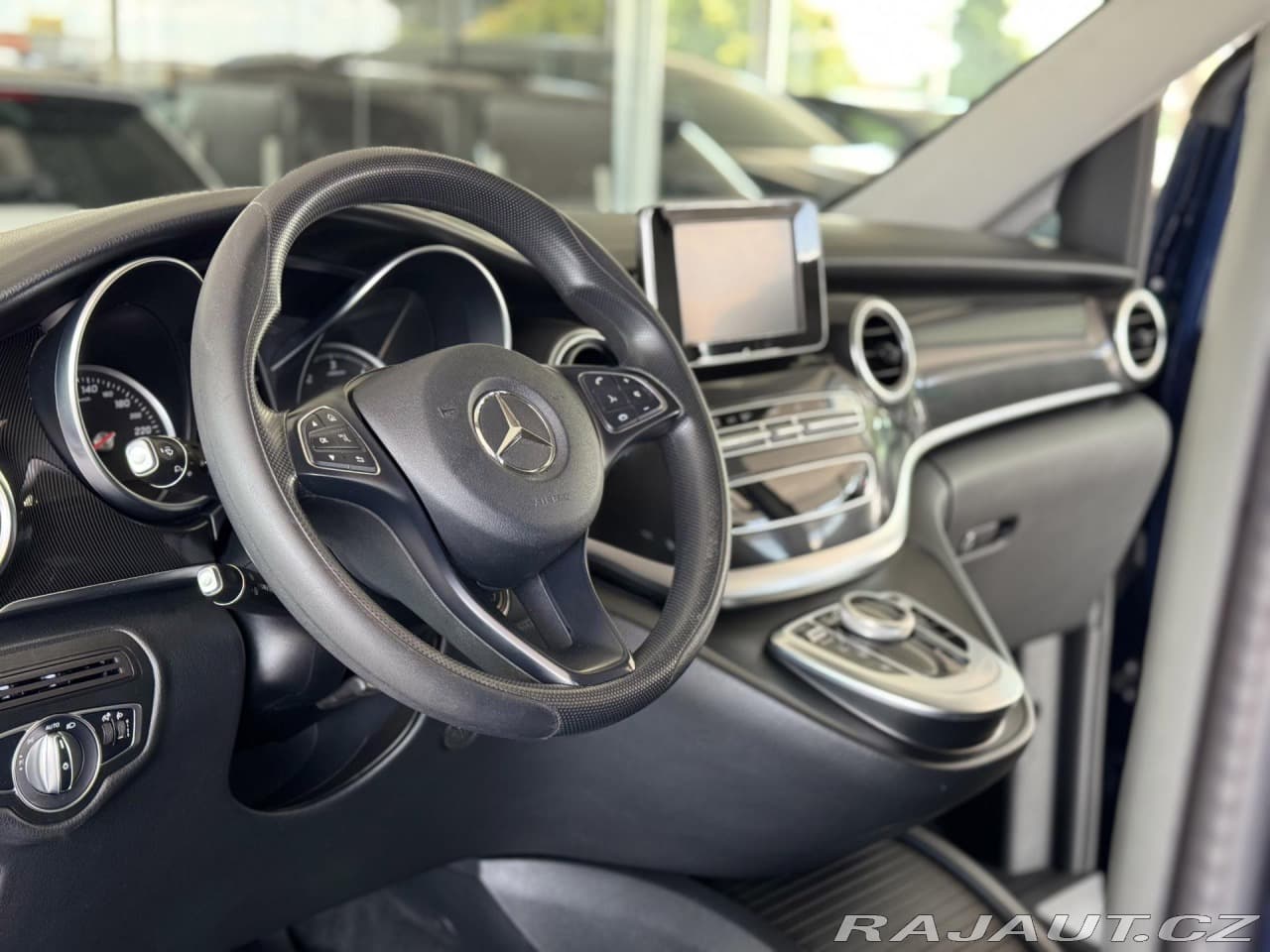 2019 Mercedes-Benz V-CLASS - 12