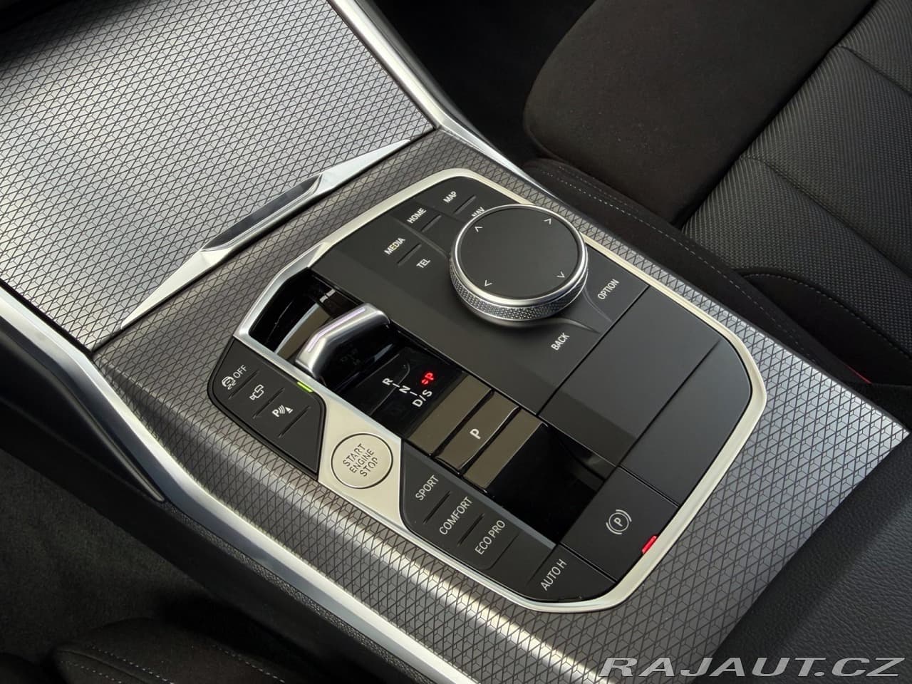 2025 BMW 3-SERIES - 7