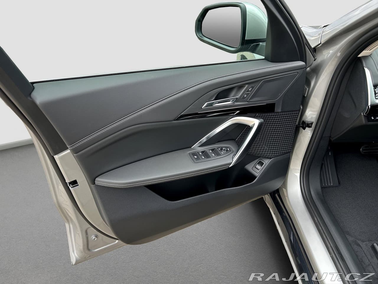 2026 BMW X1 - 12
