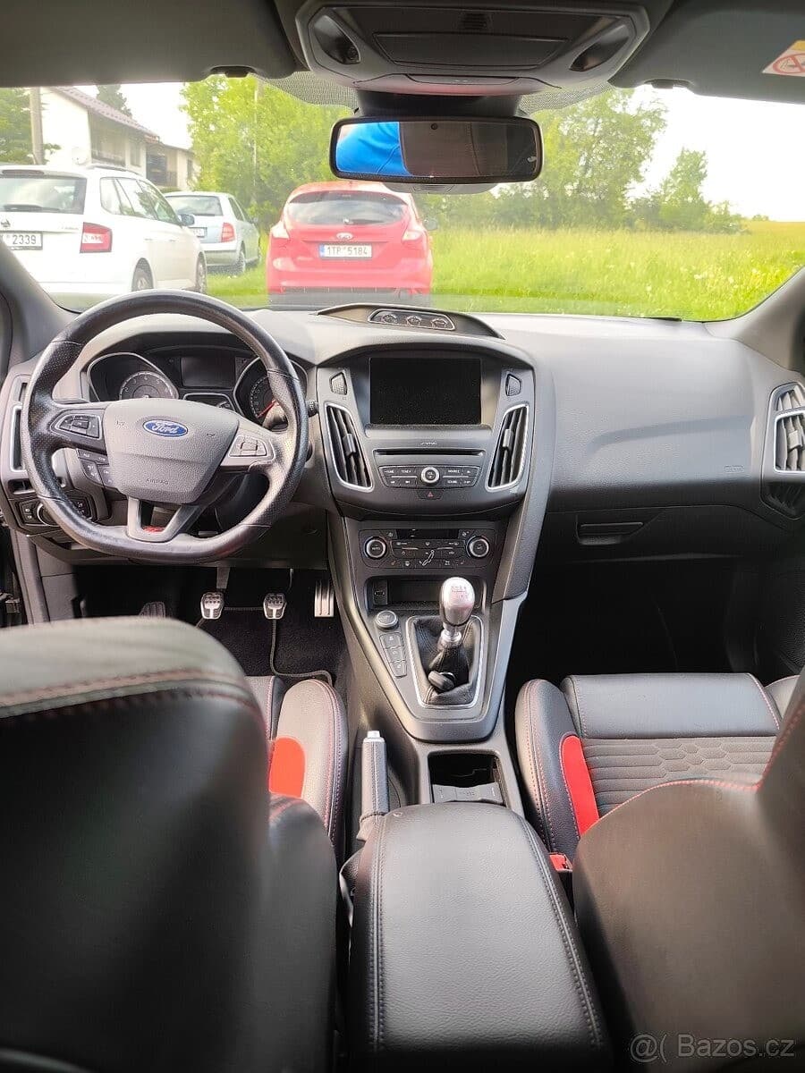 2018 Ford FOCUS - 7