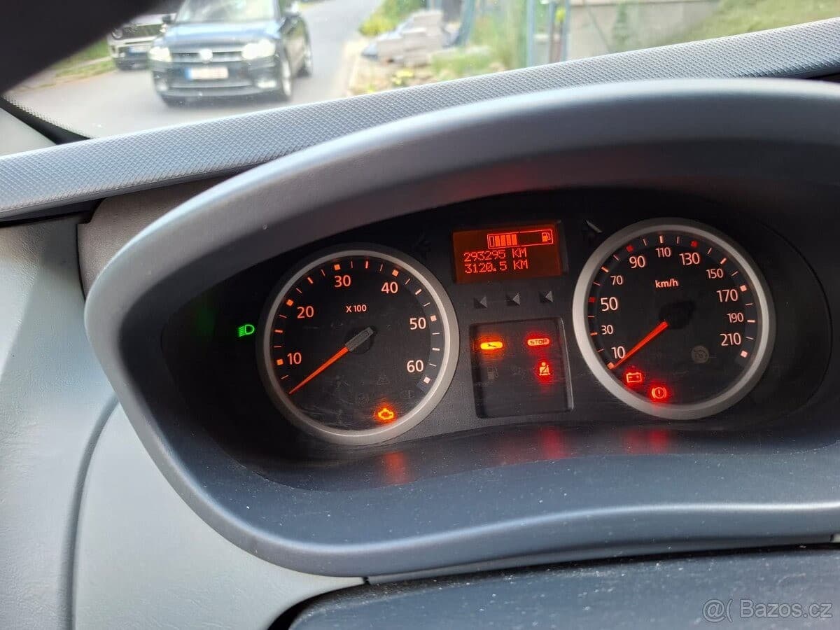 2010 Renault TRAFIC - 3