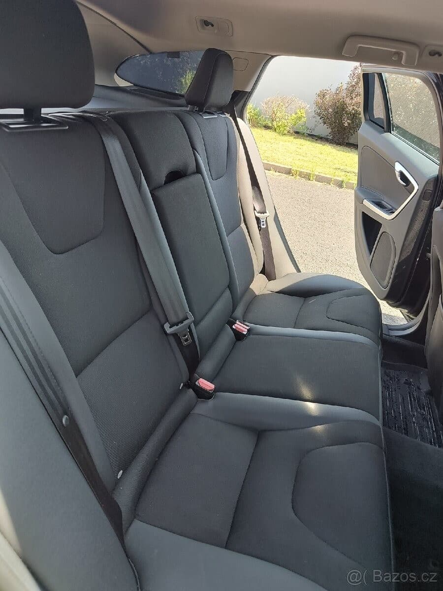 2013 Volvo V60 - 10