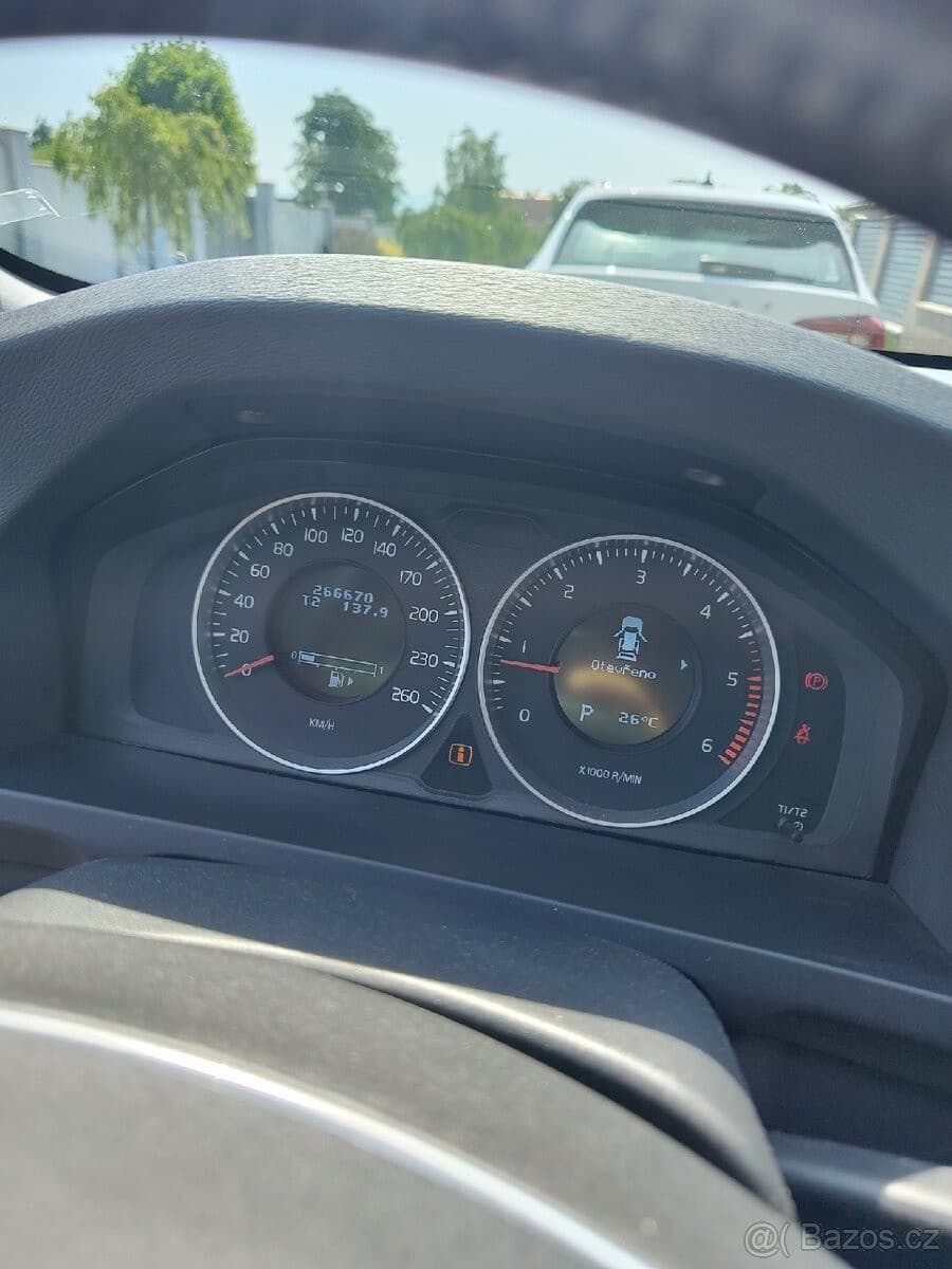 2013 Volvo V60 - 18