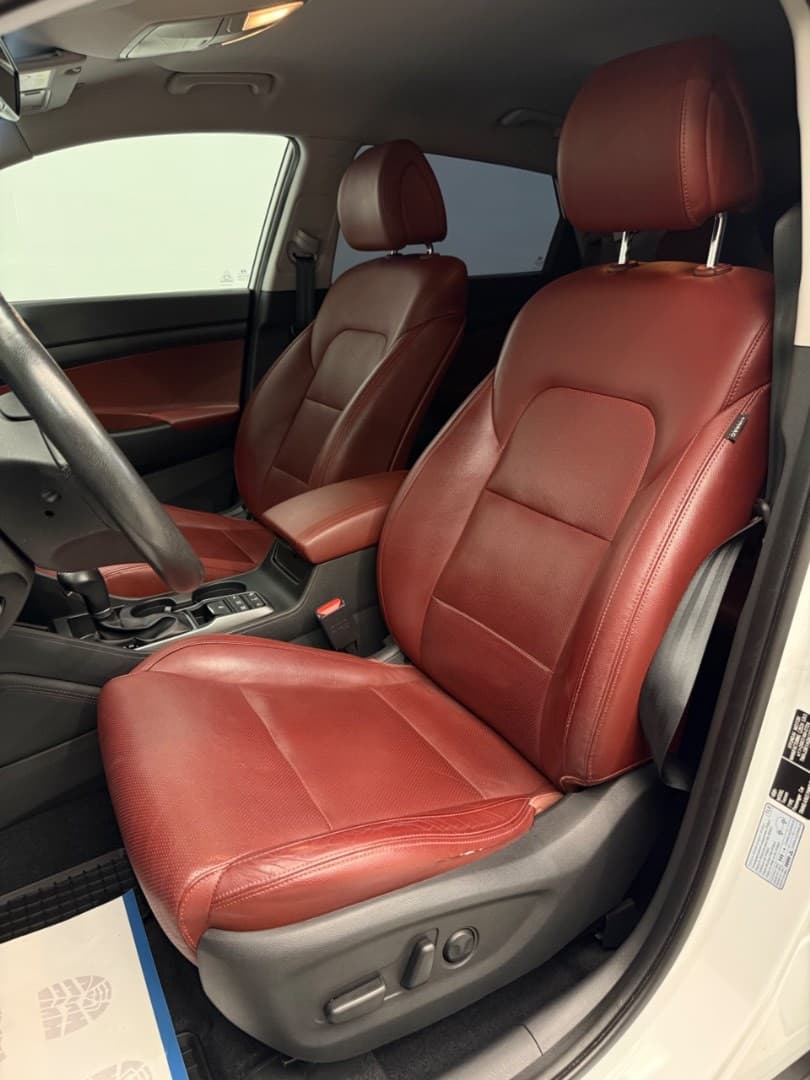 2017 Hyundai TUCSON - 19