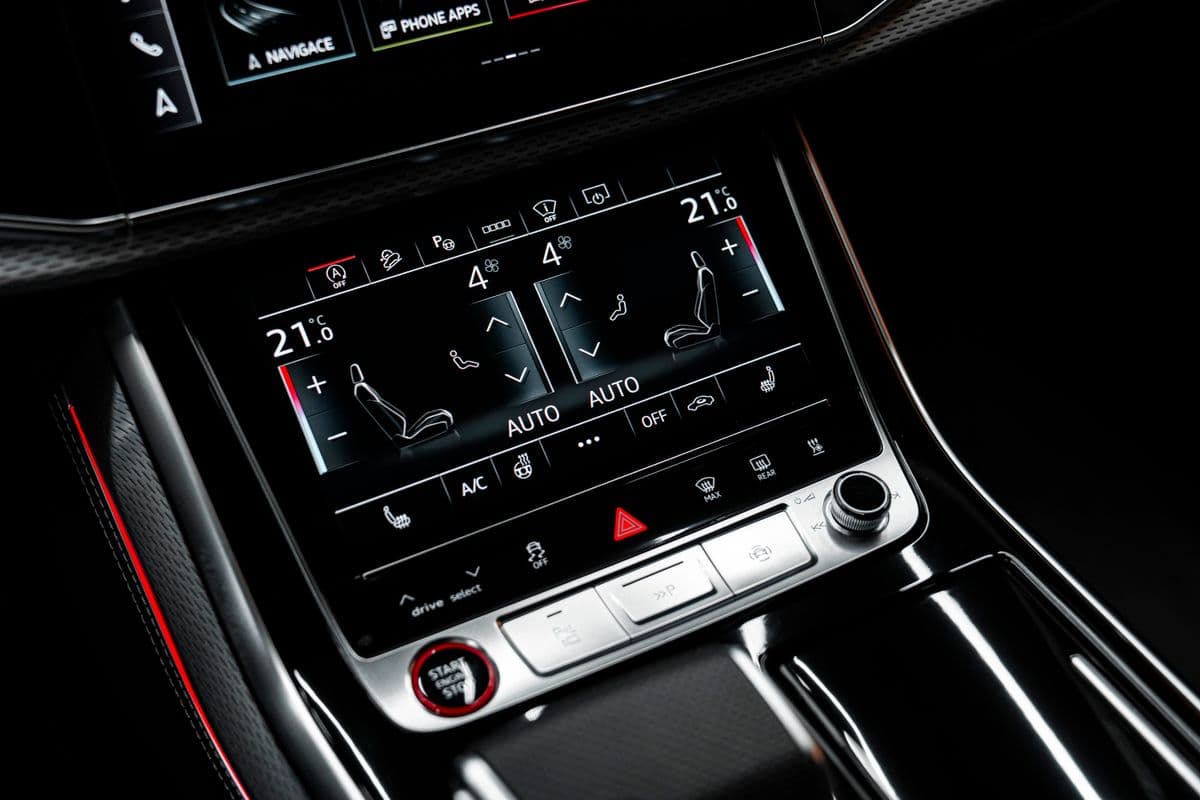 2024 Audi SQ8 - 11