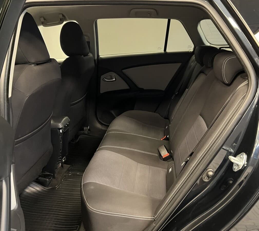 2016 Toyota AVENSIS - 10