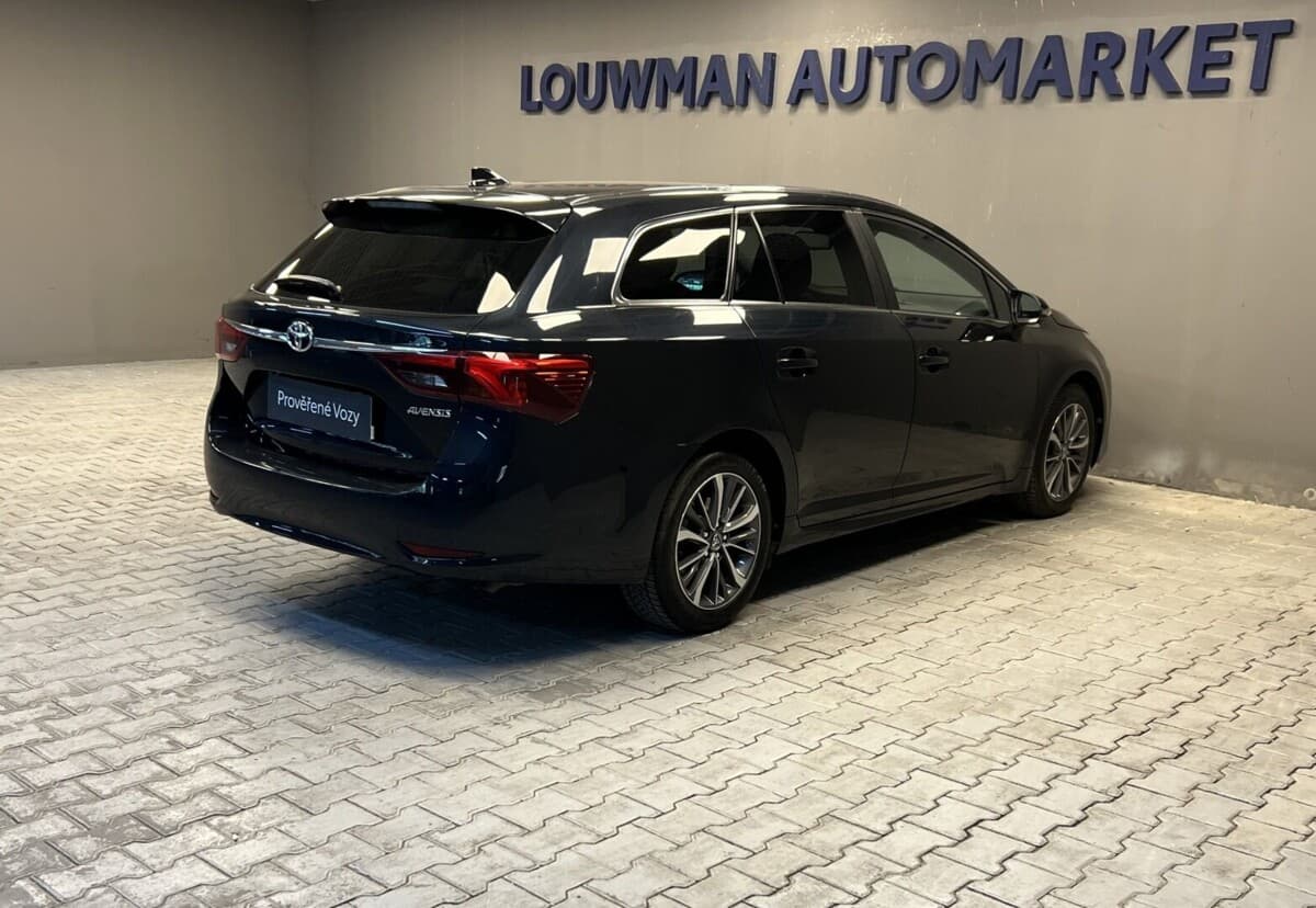 2016 Toyota AVENSIS - 2