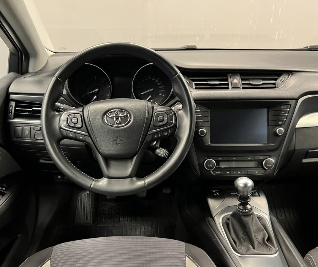2016 Toyota AVENSIS - 5