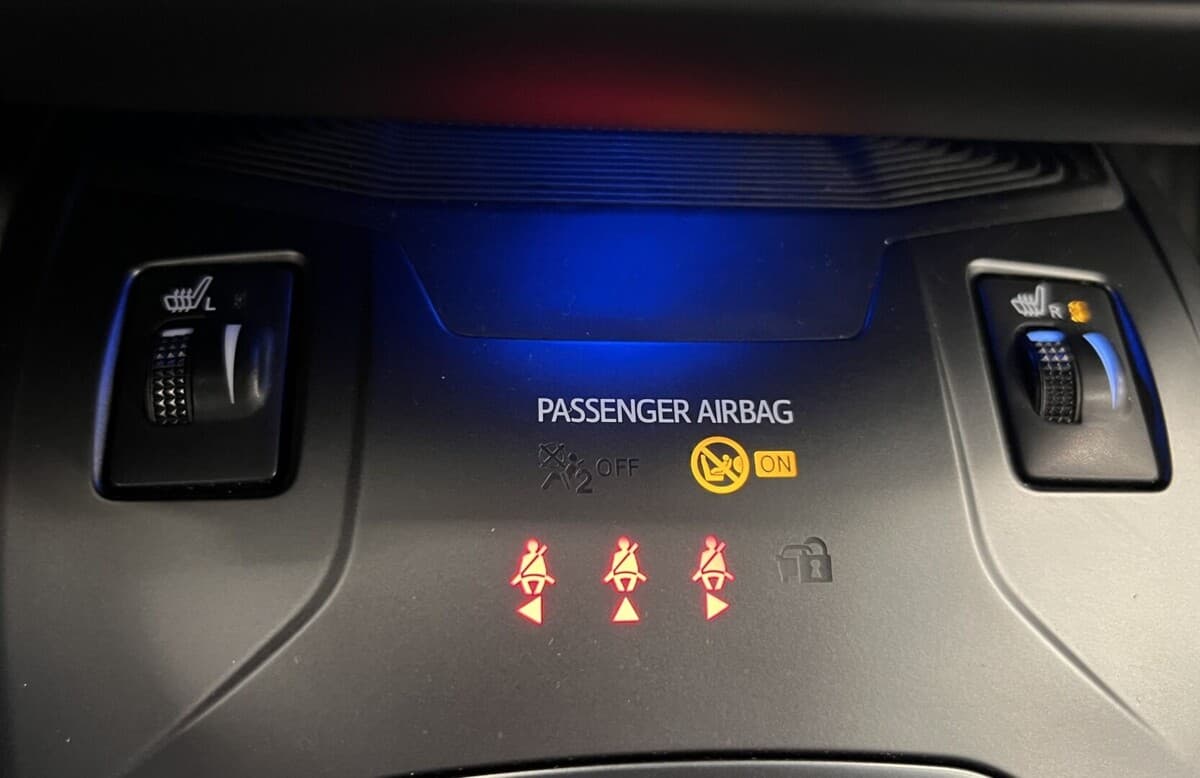 2016 Toyota AVENSIS - 7