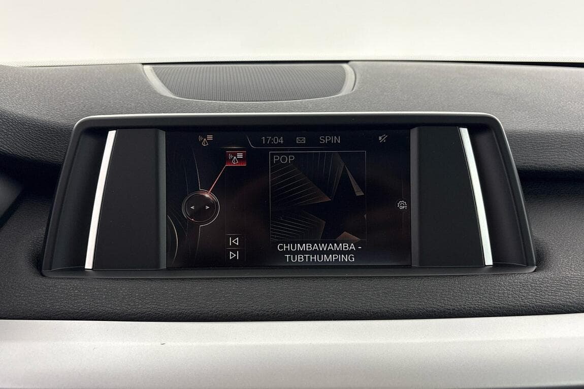 2017 BMW X5 - 10