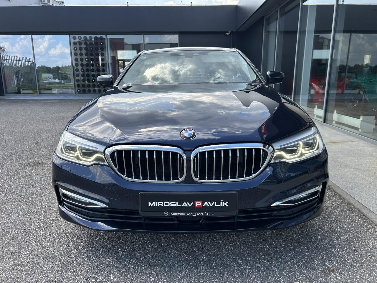 2017 BMW 5-SERIES - 2
