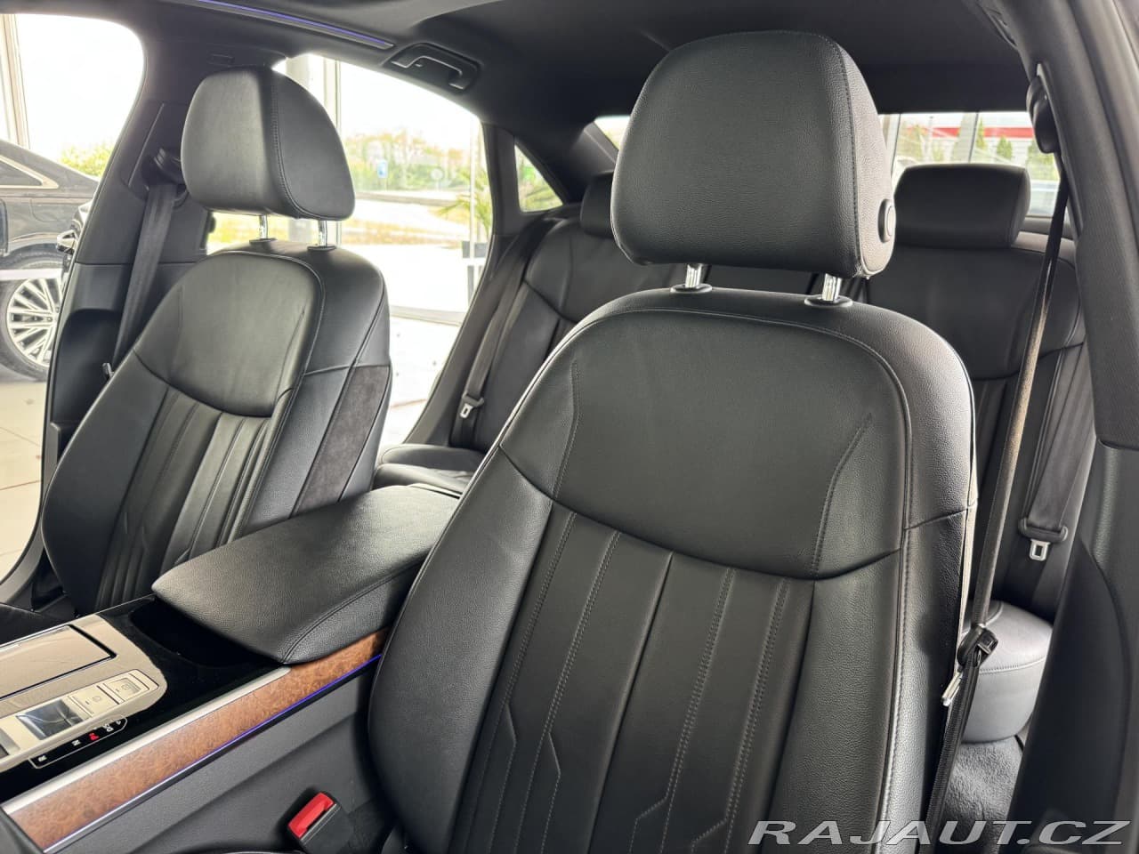 Audi A8 - 15