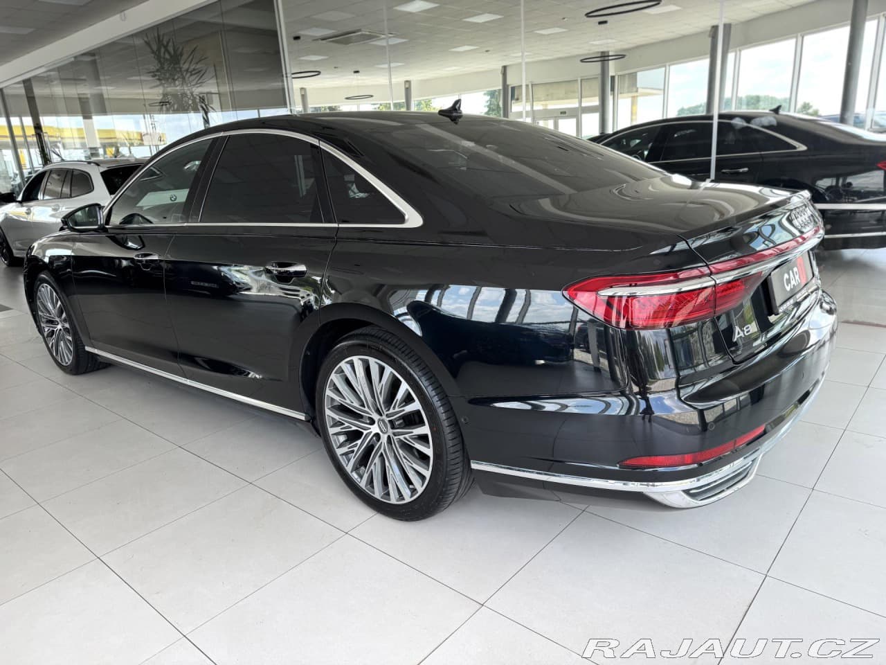 Audi A8 - 7
