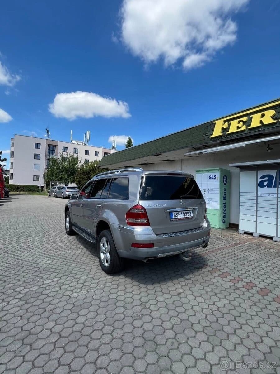 2007 Mercedes-Benz GL - 2