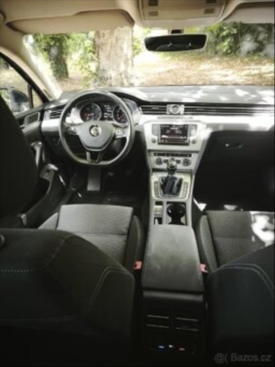 Volkswagen PASSAT - 10