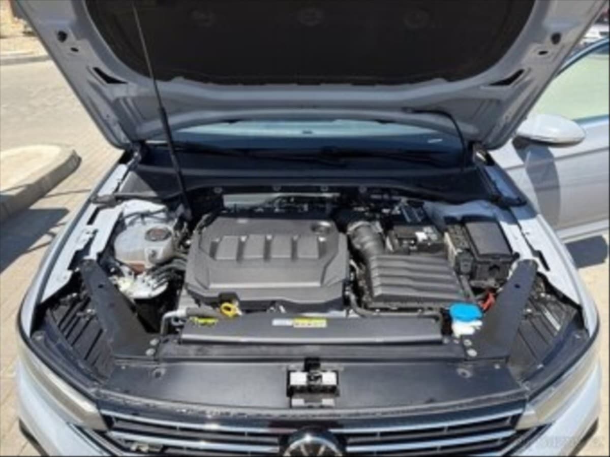 2023 Volkswagen PASSAT - 10