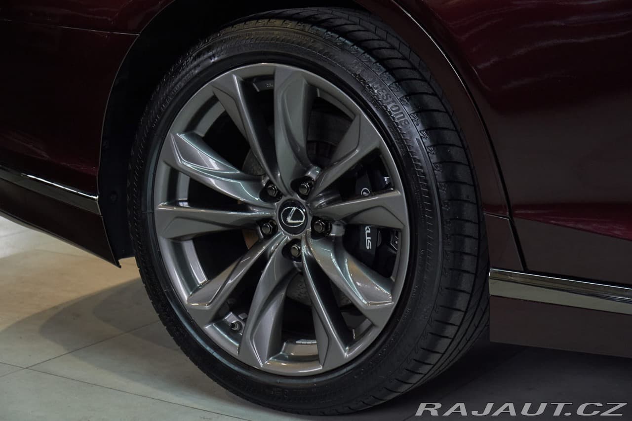 2019 Lexus LS - 11