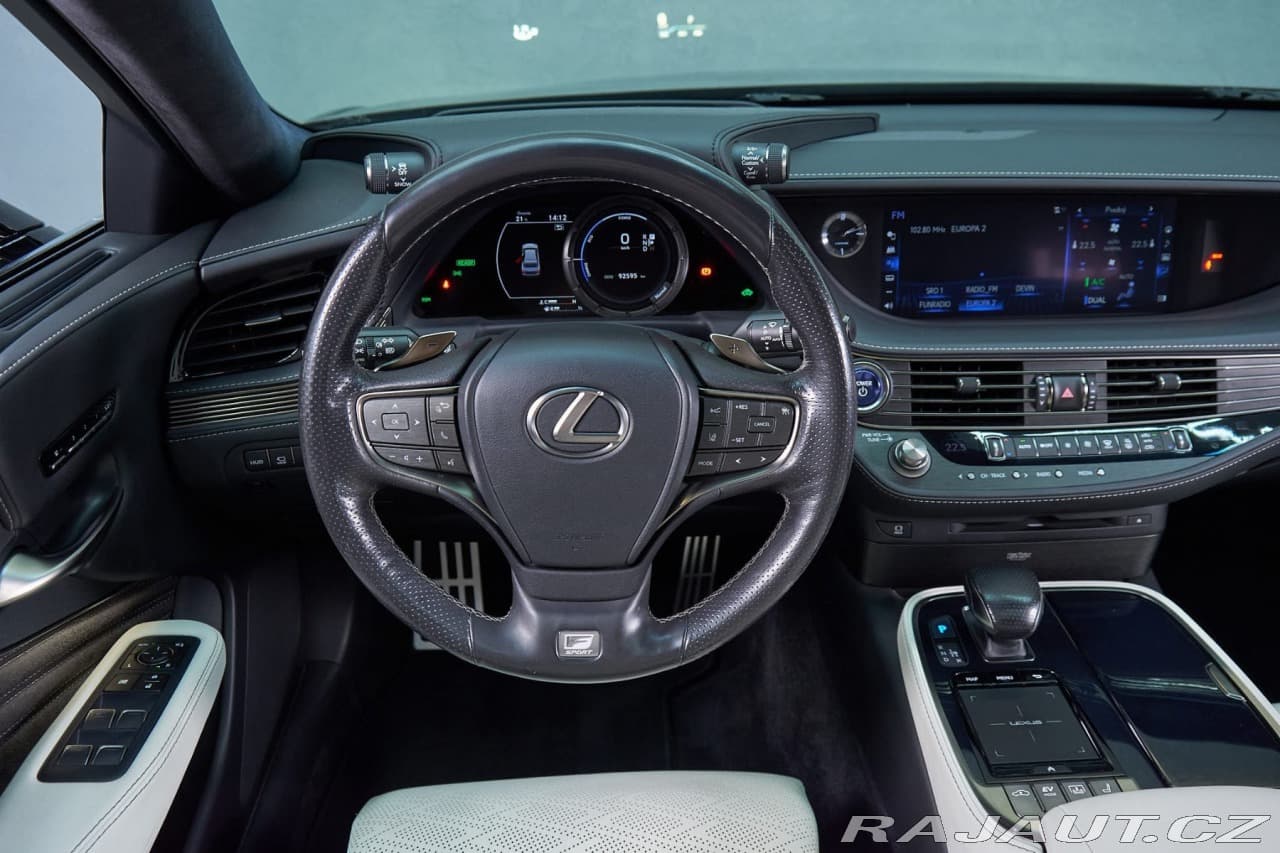 2019 Lexus LS - 19