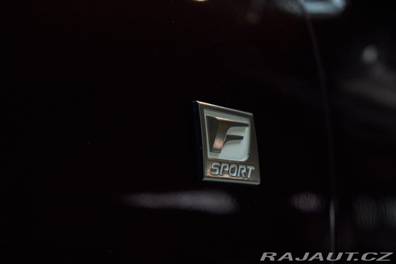 2019 Lexus LS - 9