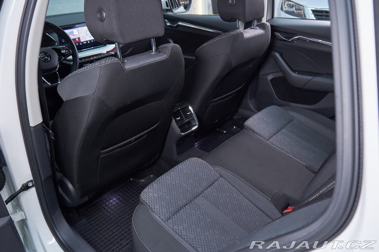 2021 Škoda OCTAVIA - 11