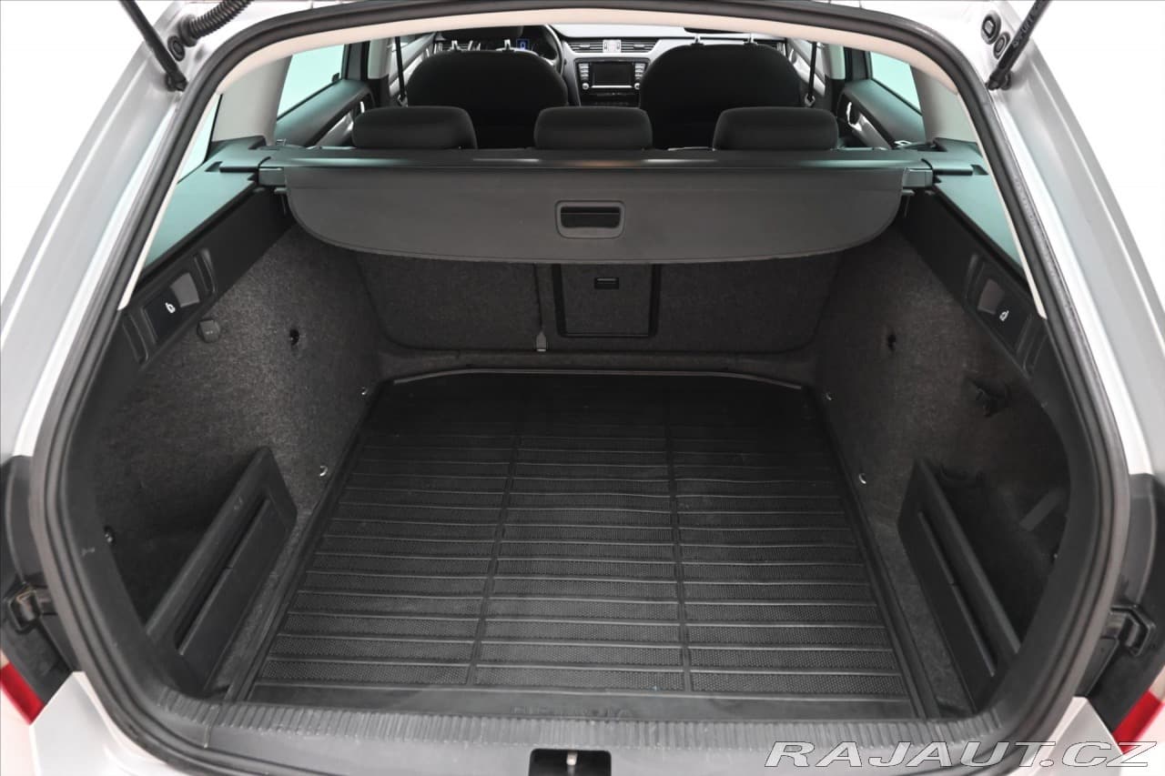 2015 Škoda OCTAVIA - 10