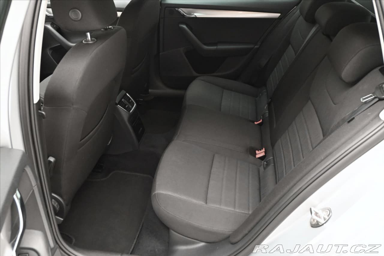 2015 Škoda OCTAVIA - 14