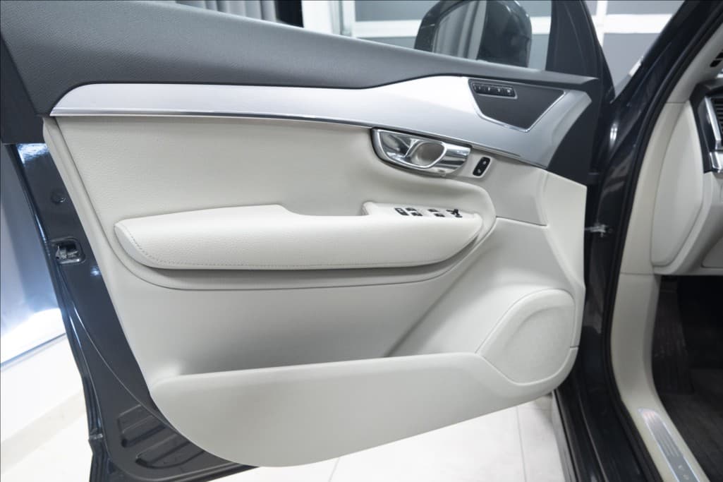 2016 Volvo XC90 - 19