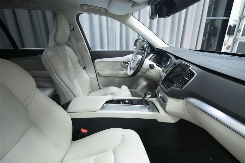 2016 Volvo XC90 - 7