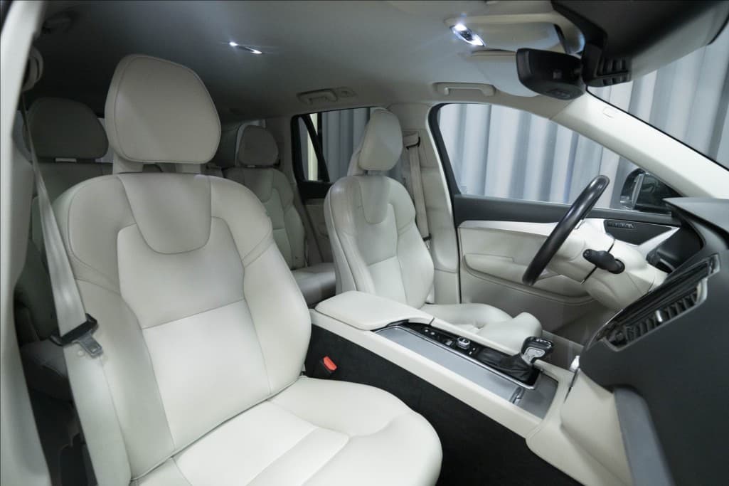 2016 Volvo XC90 - 8