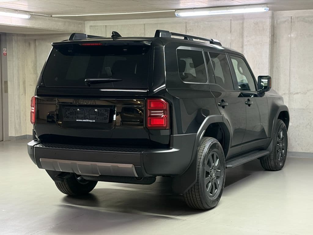 2026 Toyota LAND CRUISER - 5