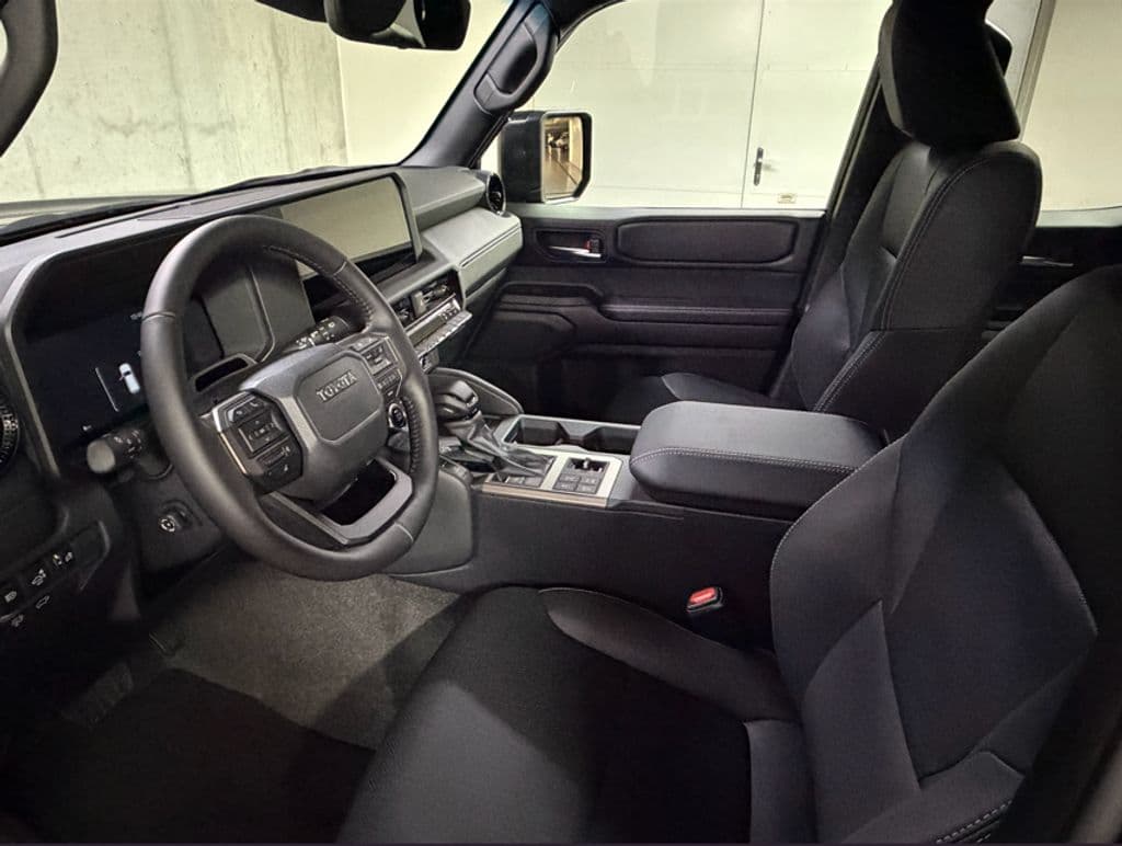 2026 Toyota LAND CRUISER - 9