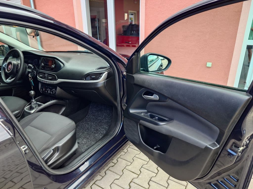 2017 Fiat TIPO - 20