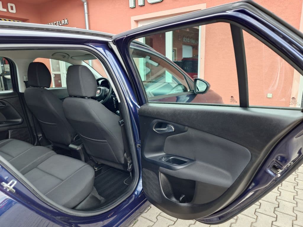 2018 Fiat TIPO - 18