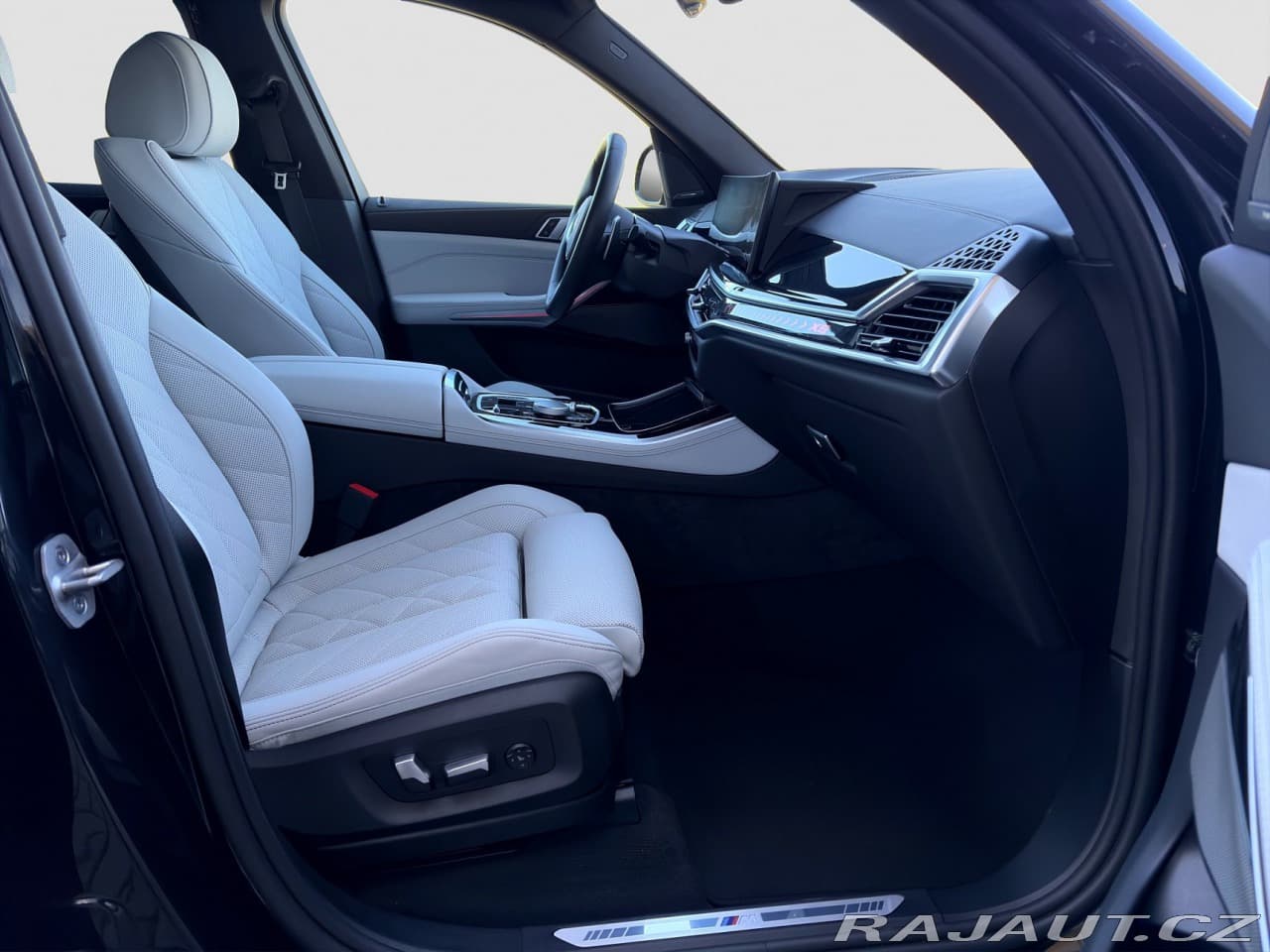 2025 BMW X5 - 13