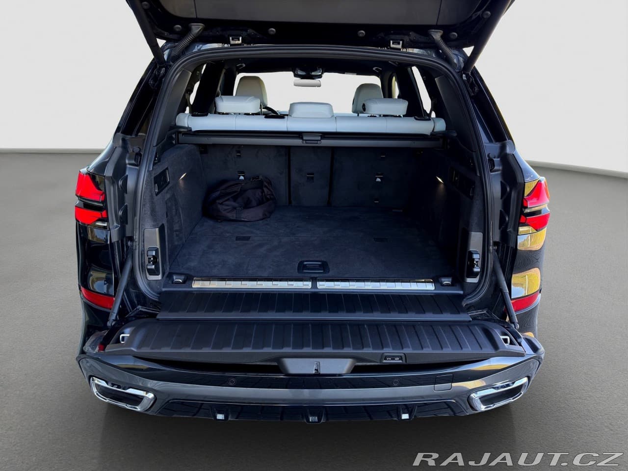 2025 BMW X5 - 14