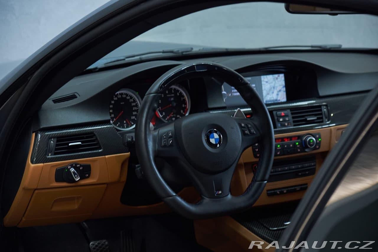2010 BMW M3 - 20