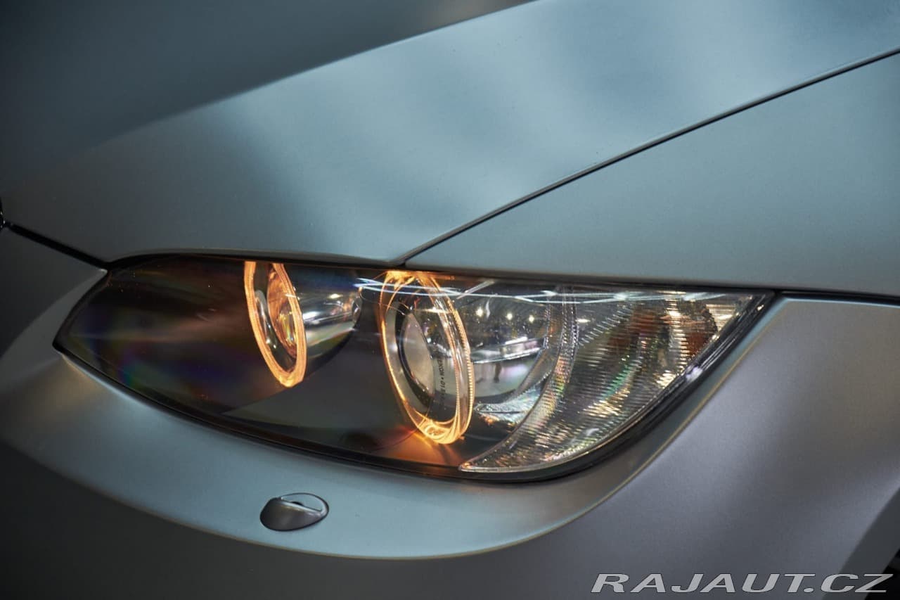 2010 BMW M3 - 5