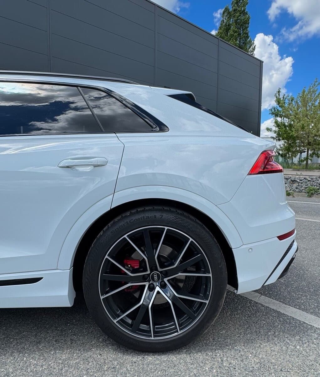 2023 Audi Q8 - 14