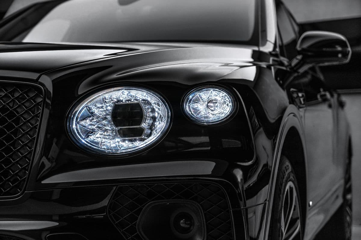 2021 Bentley BENTAYGA - 8