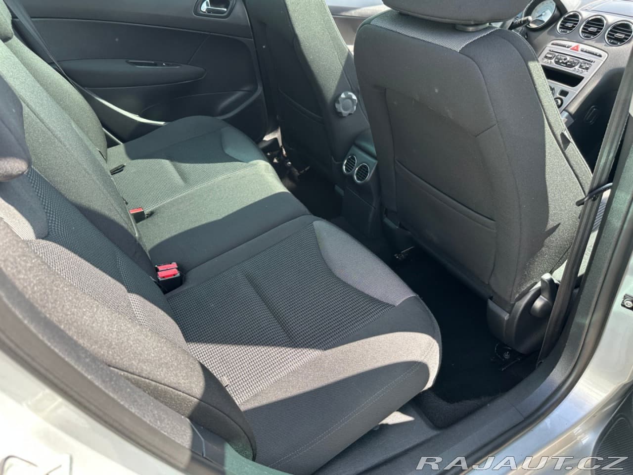 2013 Peugeot 308 - 13