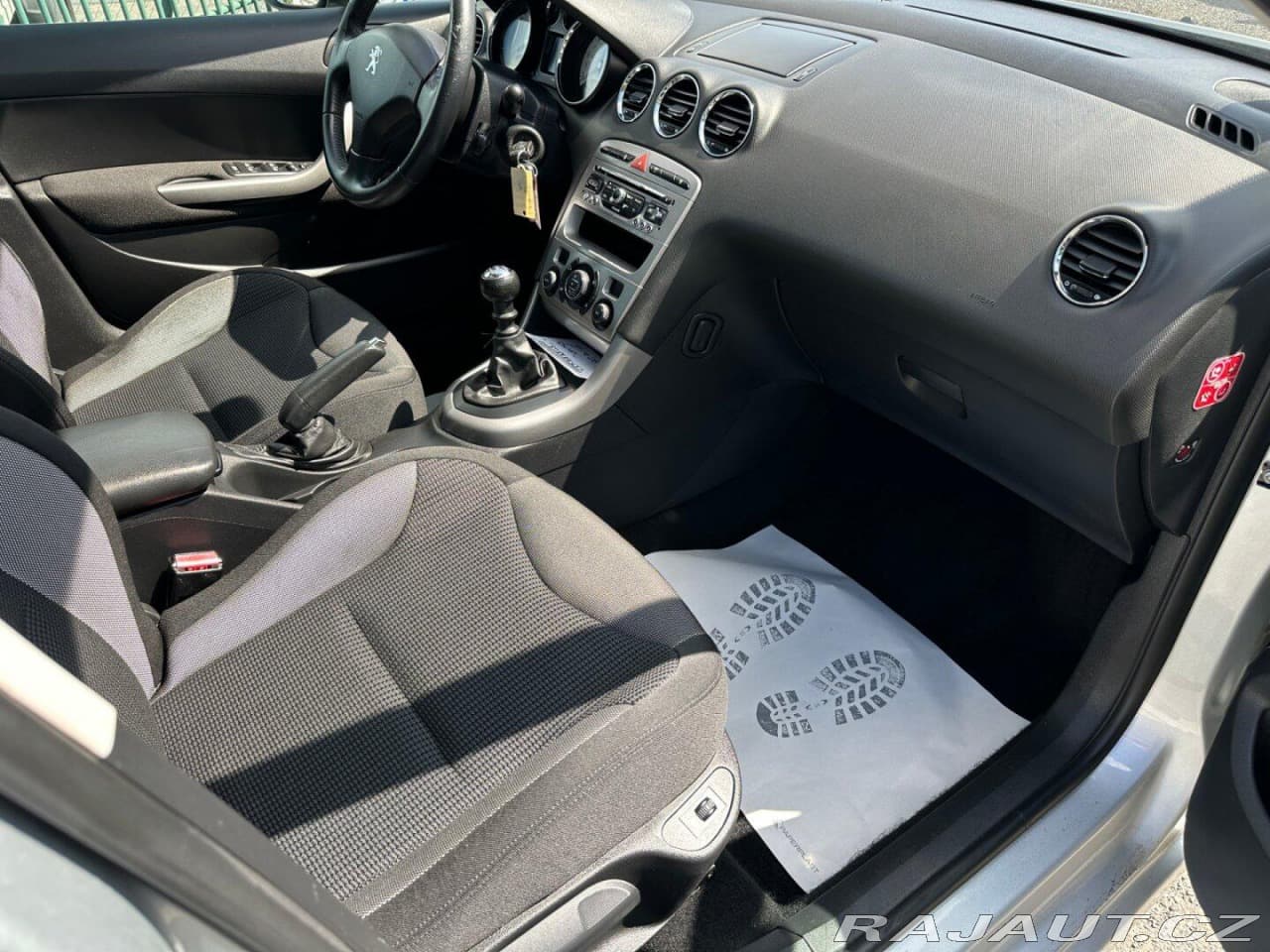 2013 Peugeot 308 - 14