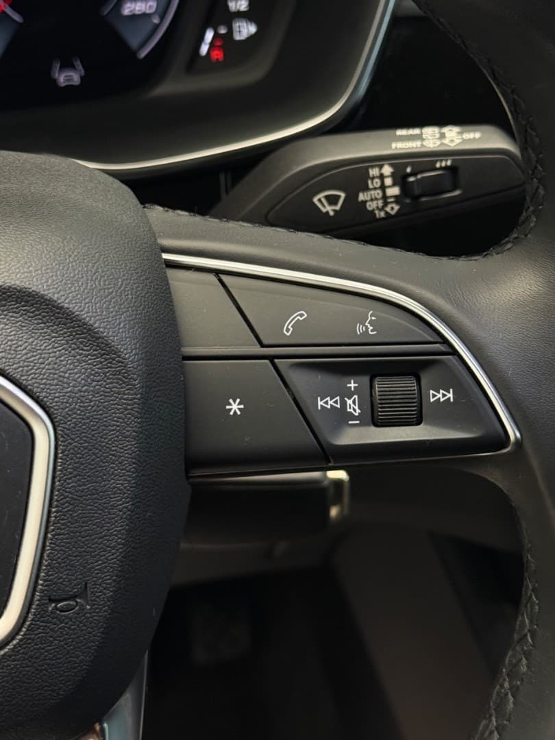 2022 Audi Q3 - 12