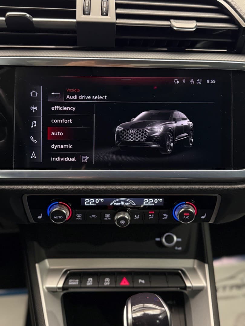 2022 Audi Q3 - 18
