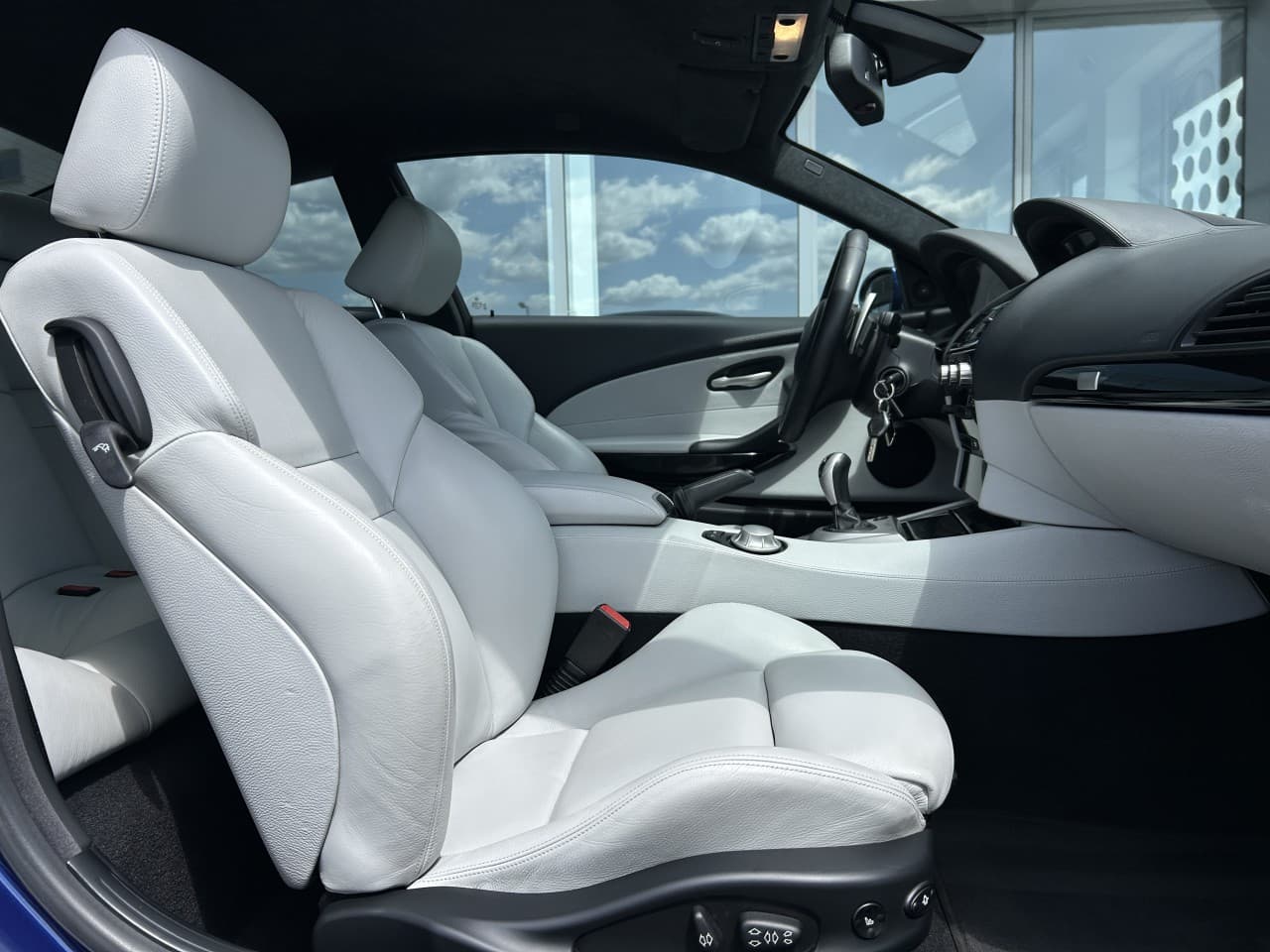 2005 BMW M6 - 15