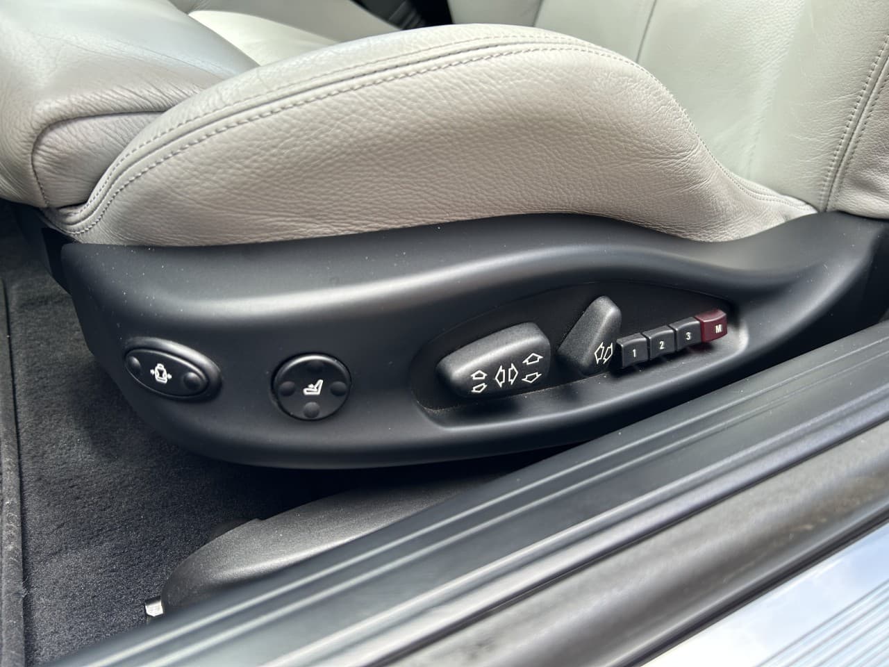 2005 BMW M6 - 18