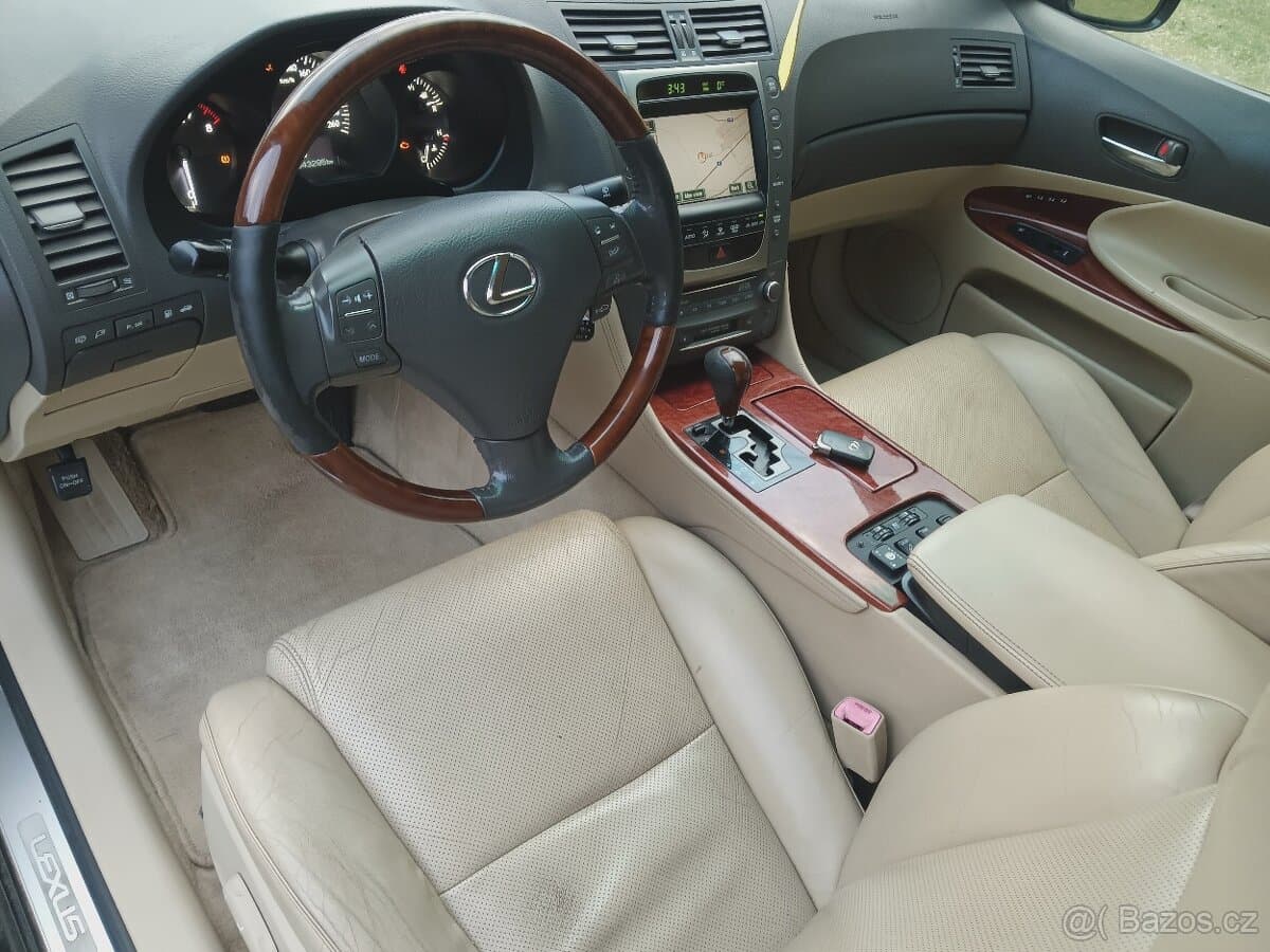 2005 Lexus GS - 11