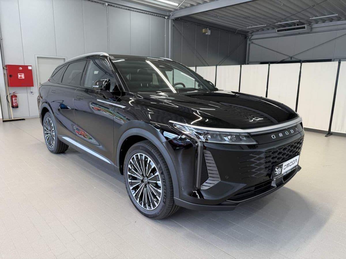 2025 Omoda 9 - 2